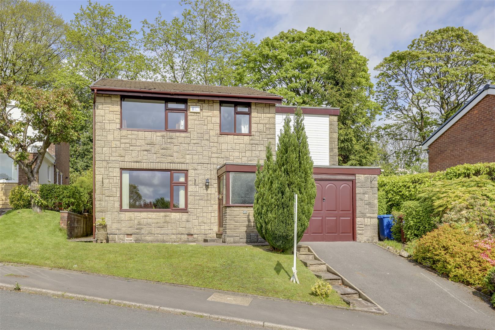 Oaklands Drive, Rawtenstall, Rossendale Farrow & Farrow